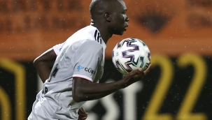 Aboubakar derbide yok