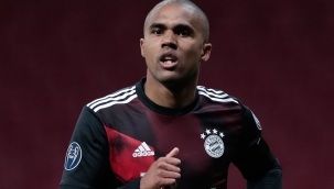 Juventus, Douglas Costa'yı kiralık gönderdi
