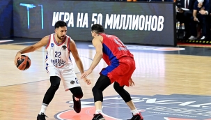 Larkin'li Efes Pau Gasol'lu Barcelonaya karşı