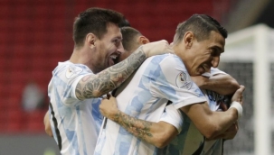 Arjantin, Paraguay'ı 1-0 mağlup ederek çeyrek finale yükseldi.