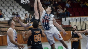 Çekişmeli maç Koop’un: 57-52