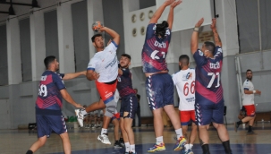 Hentbol erkeklerde dördüncü hafta tamamlandı