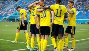 Polonya'yı 3 golle geçen İsveç grubunu lider bitirdi