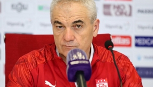 Sivasspor, Rıza Çalımbay ile devam ediyor