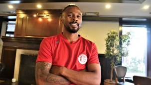 Antalyaspor'un golcüsü Fredy, finalde kaybedilen Türkiye Kupası'nı bu yıl kazanmak istiyor