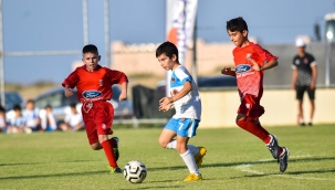 Çocuk Futbol Şenliği Girne Acapulco'da başladı