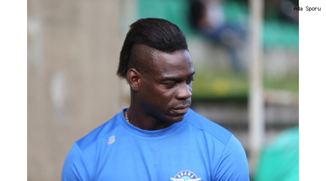 Mario Balotelli: Ben deli değilim