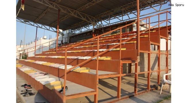 Mesarya tribünleri beklemede