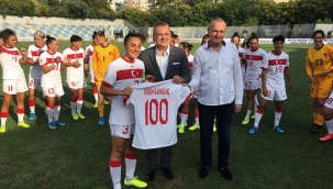 Milli Takım, Arnavutluk'u 4 golle geçti