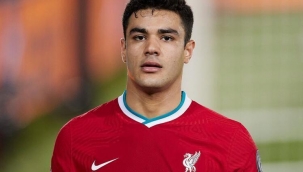 Ozan Kabak'a Crystal Palace talip oldu!