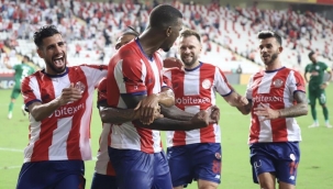 Antalyaspor'un galibiyet hasreti 3. haftada son buldu
