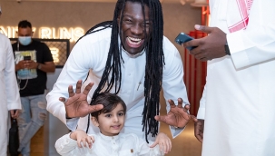 Bafetimbi Gomis, Al Hilal'den ayrıldıBafetimbi Gomis, Al Hilal'den ayrıldı