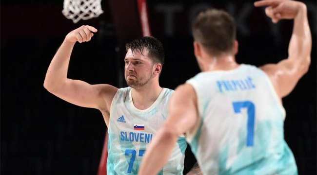 Dragic ve Doncic Slovenya'yı Tokyo 2020'de yarı finale taşıdı