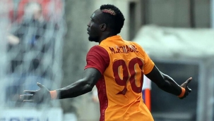 Galatasaray'da Feghouli ve Diagne tebrik alsa da karar değişmedi