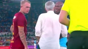 Jose Mourinho ile Nwakaeme arasında dikkat çeken diyalog: Sen mi daha iyisin yoksa o mu kötü?