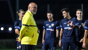 Kayserispor Teknik Direktörü Hikmet Karaman: 'Taş gibi bir takım olacağız'