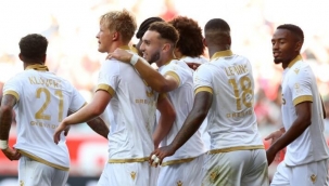 Nice Lille'i 4 golle dağıttı