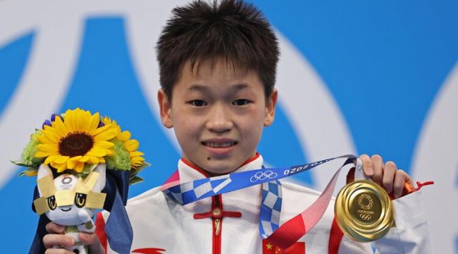 Olimpiyat şampiyonu Hongchan Quan'ın sakinliğinin arkasındaki hüzünlü hikaye