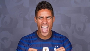 Raphael Varane resmen Manchester United'da