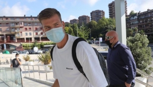 'Sörloth imza için İspanya'da'