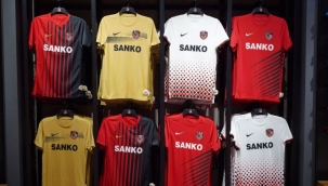 Süper Lig ekibi Gaziantep'in yeni sezon formaları satışta