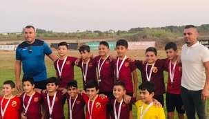 Akademiler karşılaştı