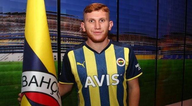 Burak Kapacak için transfer teklifi iddiası! Lisansı daha dün çıkmıştı... Fenerbahçe'nin kararı...