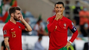 Cristiano Ronaldo bir kez daha tarihe geçti