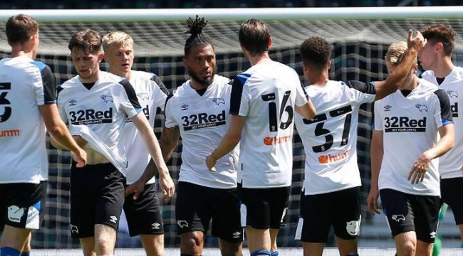 Derby County'nin 12 puanı silindi