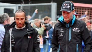 Formula 1'de Mercedes'in yeni pilotu George Russell oldu