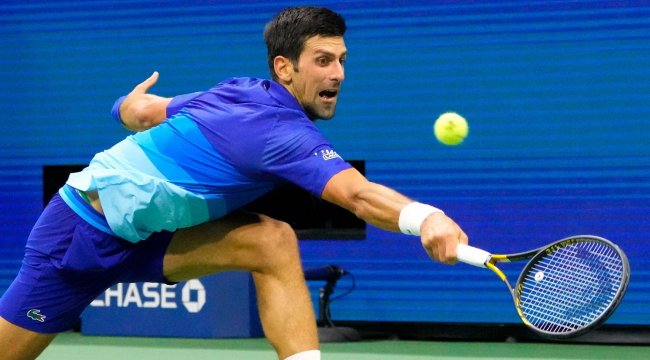 Novak Djokovic geriden gelerek kazandı! Çeyrek final...