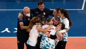 Türkiye kadınlar golbolde finale yükseldi, madalyayı garantiledi