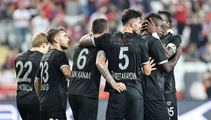 Adana Demir Yenilmezlik Serisini 4 Maça Çıkardı