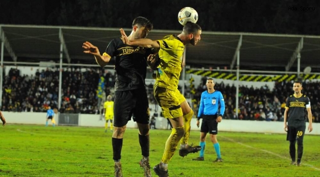 Derbi’nin rengi sarı-lacivert:1-3