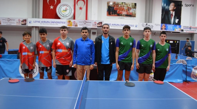 Gençler Ligi'nde çekişme sürüyor