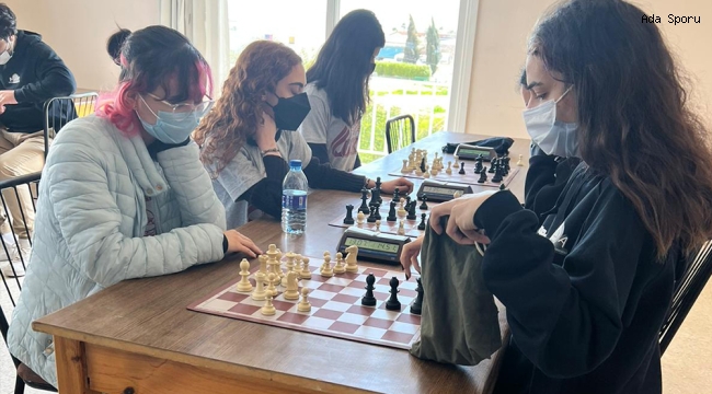 Satrançta DAÜ şampiyon