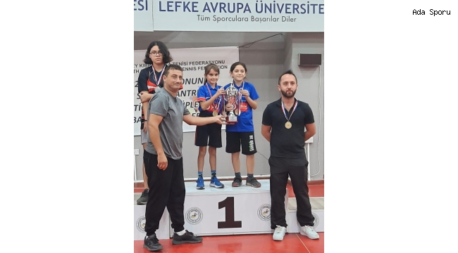 Erkeklerde Bekiroğulları, Kadınlarda GAÜ şampiyon