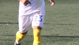 Gol atmak onun işi