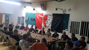 Mevlevi oyuncularla bir araya geldi