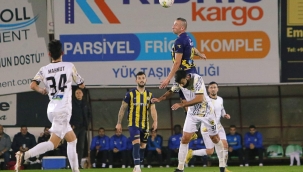 Derbinin rengi sarı - lacivert:2-0