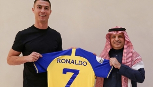 Ronaldo resmen Al Nassr'da!