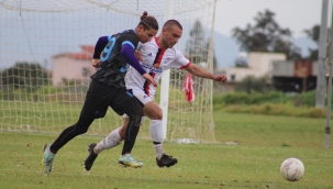 Düzkaya 3 puanı 3 golle aldı:0-3