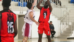 YDÜ’den kritik galibiyet: 69-64