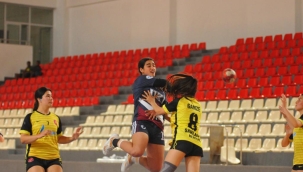 UKÜ rahat kazandı:36-19