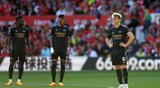 Arsenal kaybetti, Manchester City şampiyonluğunu ilan etti