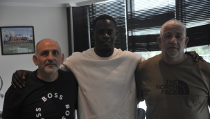 Edwin Gyasi Miracle Karşıyaka için geldi