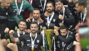 Miracle Karşıyaka kupasını aldı:4-1
