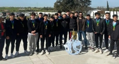 Kupayı Meleklere Adadılar..!
