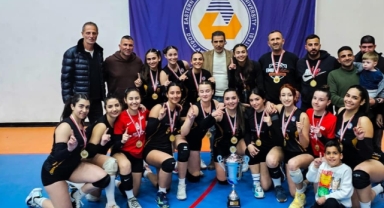 Büyük Bayanlarda 2023-2024 Sezonu Lig Şampiyonu DAÜ