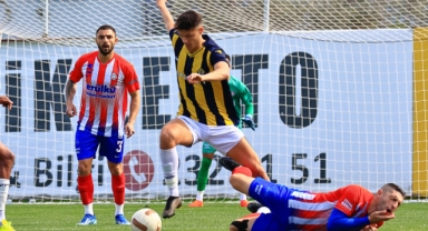 Kafes’te sahne Meye’nin:4-2